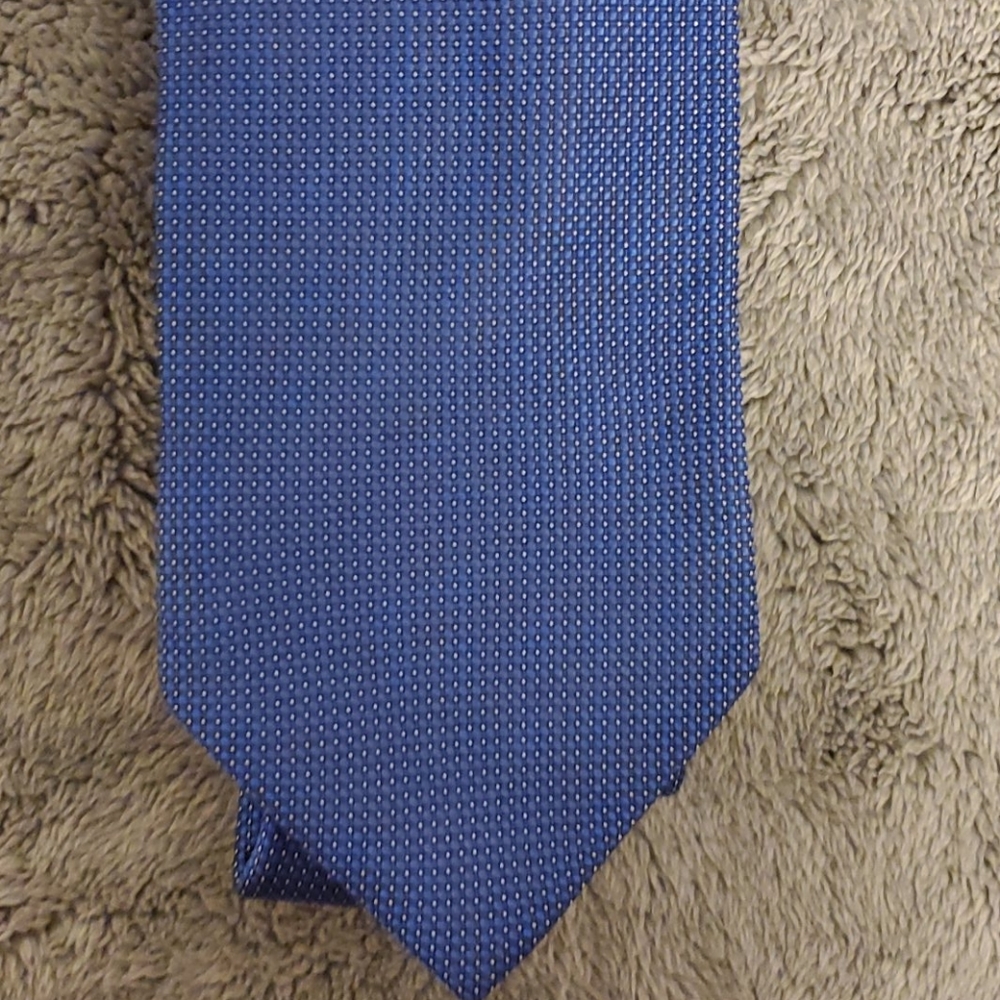 Men's tie